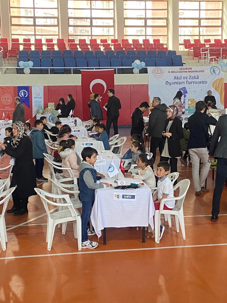 Bugdayli25's tweet photo. İl Milli Eğitim Müdürlüğümüz tarafından düzenlenen Akıl ve Zeka oyunları turnuvasına katılan öğrencimizi tebrik eder. Başarıların devamını dileriz.
@skaygusuz
@Erzurum_Mem
@koprukoymem
@omer25guney https://t.co/yILNPQpX0j