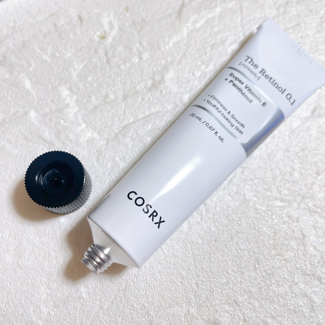 MAI07275090's tweet photo. COSRX ザ レチノール0.1クリーム
レチノールビギナーにおすすめ低濃度レチノールクリーム。
こっくりテクスチャーでベタつかず保湿力◎
低濃度だから継続的に使用できる。
アンチエイジングは若いうちからやるに越したことはないですからね…👌
#cosrx_jp
#アンチエイジング
#pr https://t.co/bh6eVRrl43