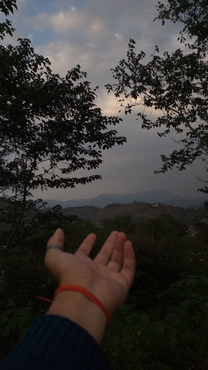 Bawlibiba's tweet photo. Love for the mountains>>> https://t.co/vD4S9GcnEW