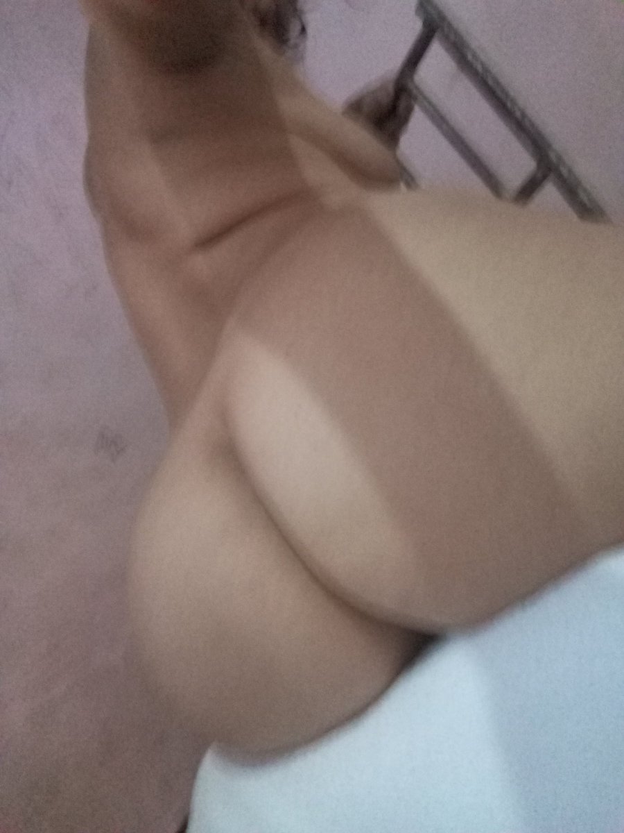 parejas90602743's tweet photo. Sigo con lo que no pude hacer por falta de Internet jejeje RT 👼 https://t.co/9Apta7Uf98