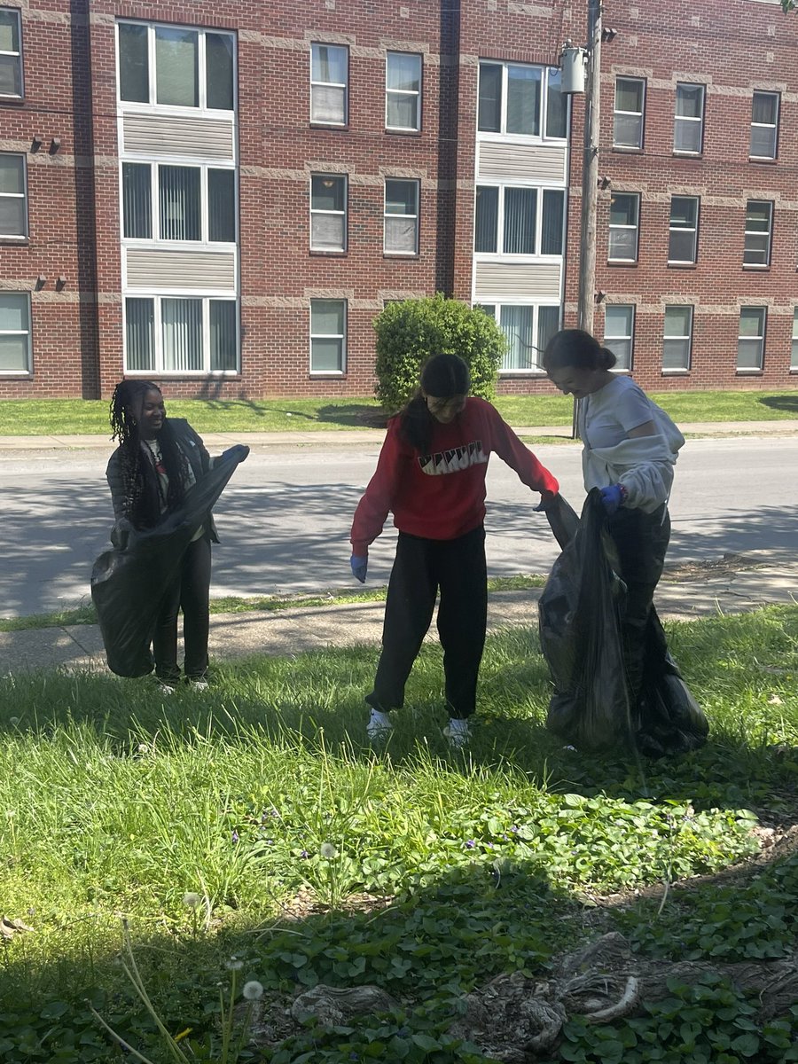 Maria Childers (@mariachilde19) on Twitter photo Shout out to the WMSFA Beta Club members who helped clean up our school to get ready for Moana Musical Opening Night! <a href="/WMSFA/">Western Middle School for the Arts</a> @StevenRahe Shout out to the WMSFA Beta Club members who helped clean up our school to get ready for Moana Musical Opening Night! <a href="/WMSFA/">Western Middle School for the Arts</a> @StevenRahe