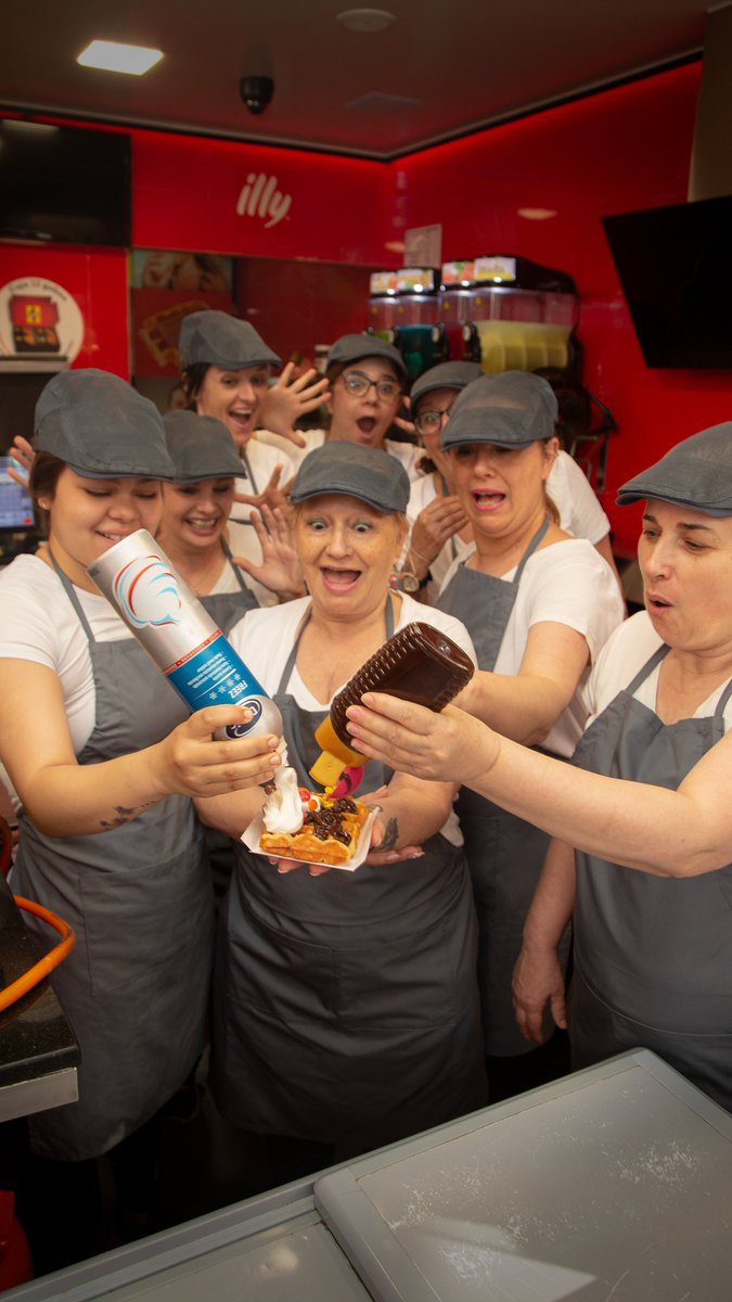 En este día, queremos agradecer a todos los trabajadores que hacen posible que disfrutemos los pequeños placeres de la vida, como un delicioso gofre manneken-pis . ¡Feliz 1 de mayo a todos los trabajadores en España!
#GofresMannekenPis #Benidorm #gofre #1DeMayo #diadeltrabajador