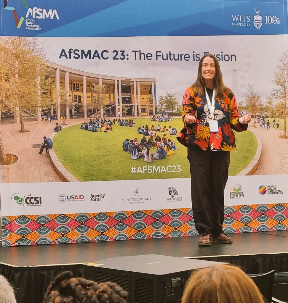 An inspirational start to Day 2 of #AFSMAC23 with Cal Bruns @matchboxology and Ndi Mumbengewi @PSIimpact and our host @snieuwoudt from @WitsUniversity - 'Can we improve social marketing's impact by improving our agency?' #socmar @isma_org