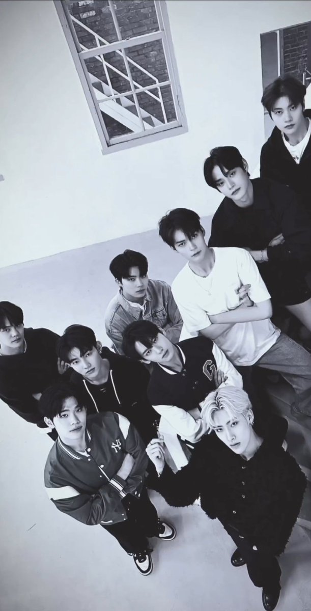 i47gy's tweet photo. i know for sure that ricky, yujin, and hanbin will be the model line https://t.co/iDdO4QEBfN