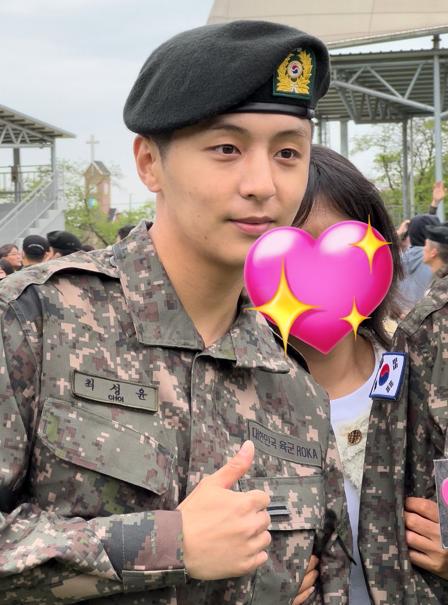 sungyoontiny's tweet photo. our soldier y 🥺🤍 #최성윤 https://t.co/S3iG4q723d