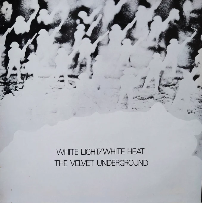 The Velvet Underground - White Light/White Heat (1968)
68年作84年再発UKポリドール盤。おもちゃの兵隊ジャケット仕様。スタジオボイスで紹介されていたジャケットでしたが全く別作品と勘違いしていました。こっちもなんとなく好きなジャケ。 