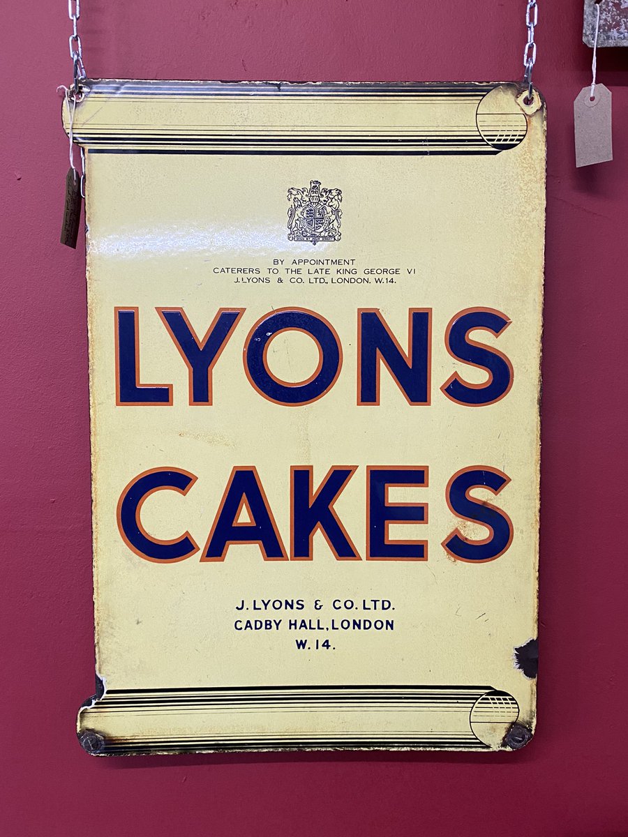 Double sided enamel Lyon’s cakes sign,good condition unit 238 #enamelsign #lyonscakes #oldadvertising #enamel #cakes #cakeshop #cafe #astraantiquescentre #hemswell #lincolnshire