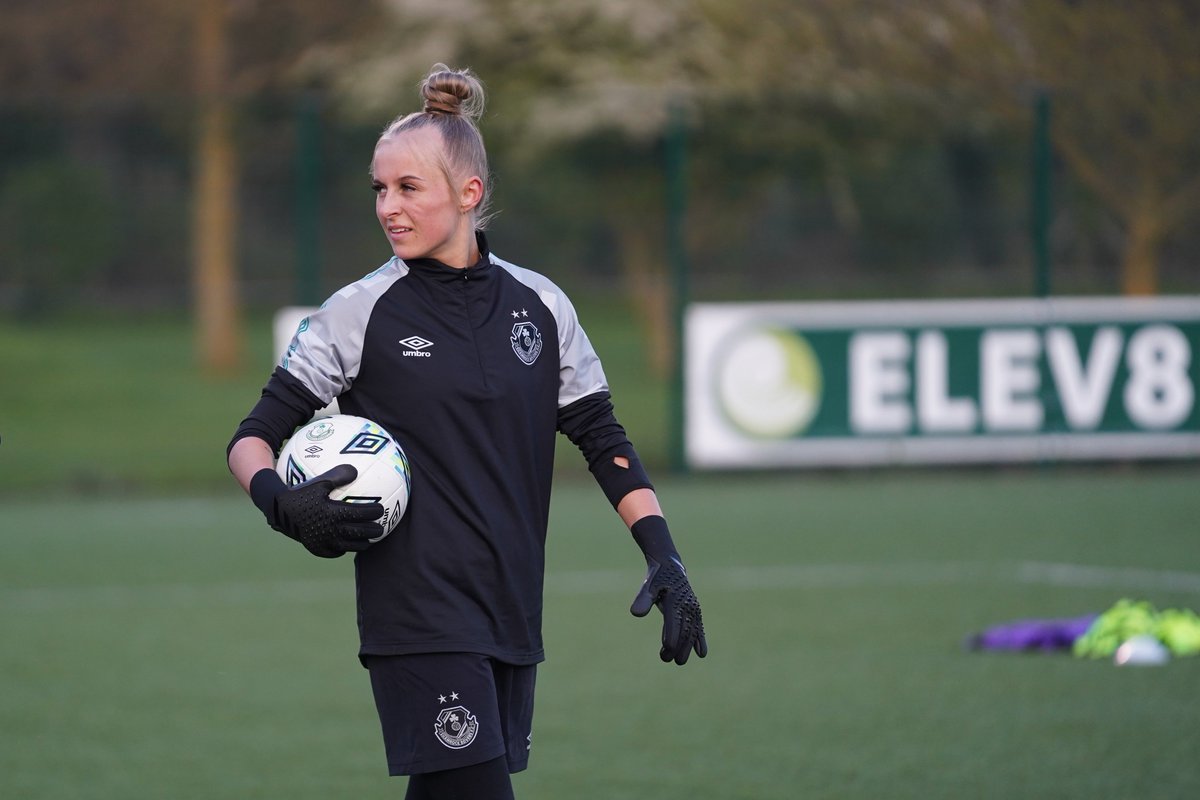 RoversWomen's tweet photo. 'Keeper content 🧤

#TheTopTwo https://t.co/XUichQj7QK