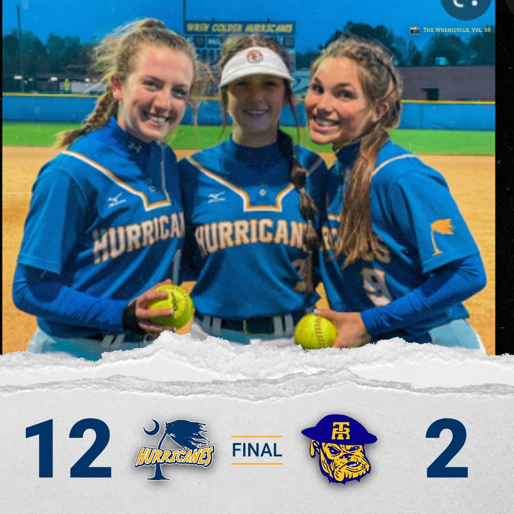 OfficialWren's tweet photo. 🥎Senior Night W 
Next - Region Championship TBA later this week https://t.co/KUpMTBSgfk