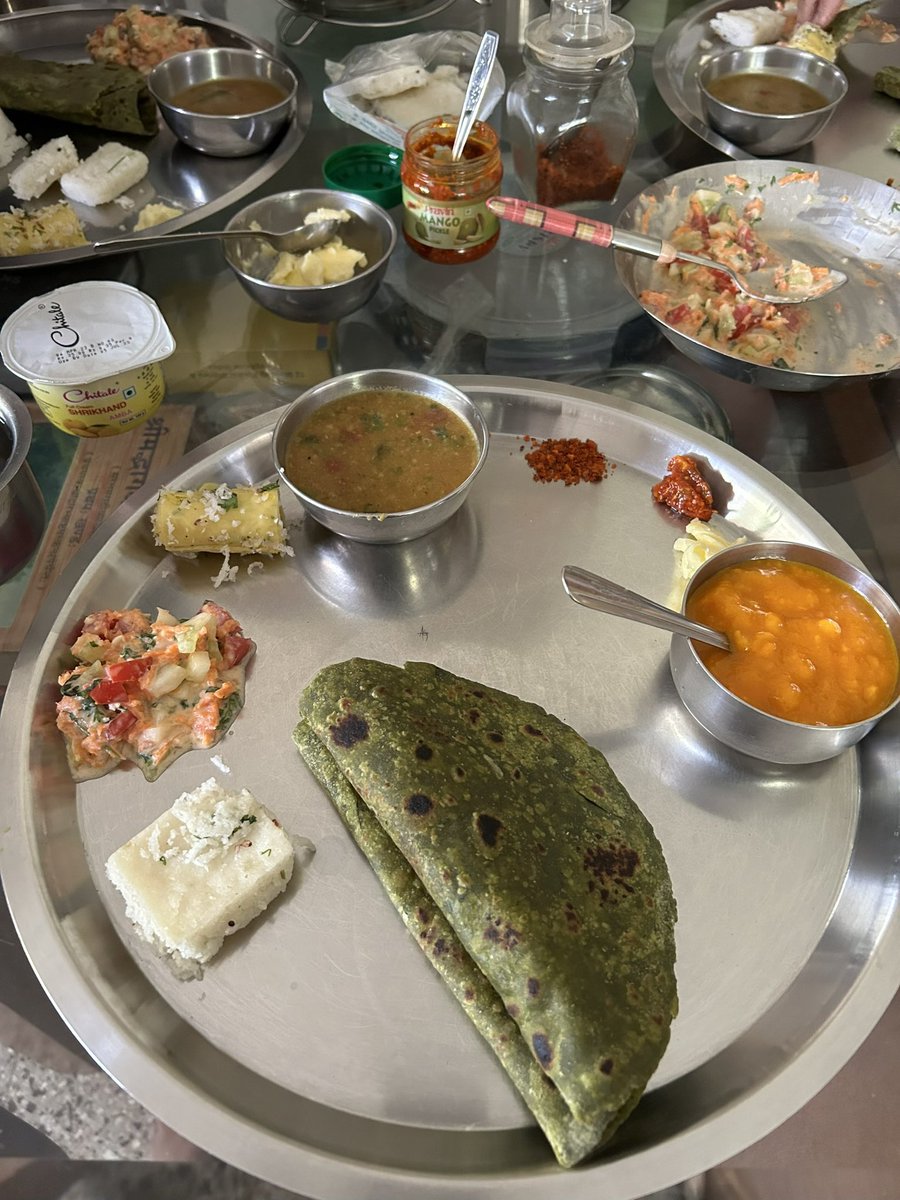 Lunch! ♥️

@ChitaleBandhu 😊♥️☺️

AamRass from Desai Bandhu!

#MaharashtrianFood #KoBrahFood #Kokanastha #Pune #vegetarian #Food #Foodie