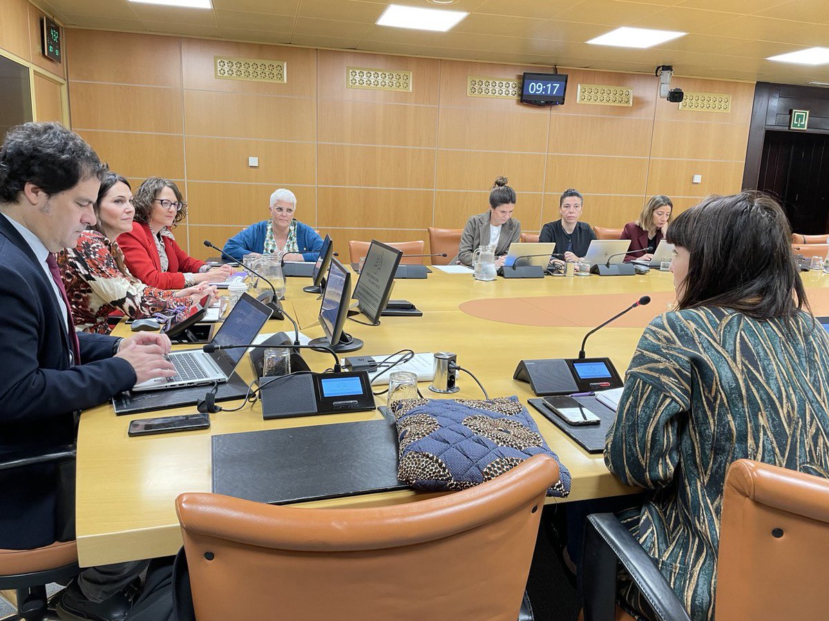 igualtatcat's tweet photo. 🔒 Garantir el dret a decidir sobre el propi cos és avançar cap a la #NormalitatFeminista. L'Estratègia Nacional de #DretsSexuals i #reproductius és l'eina que ho fa possible

Així ho ha compartit @taniaverge a la Comissió de Drets Humans, Igualtat i Justícia del @PVasco_EuskoL https://t.co/F3MsuGBWeU