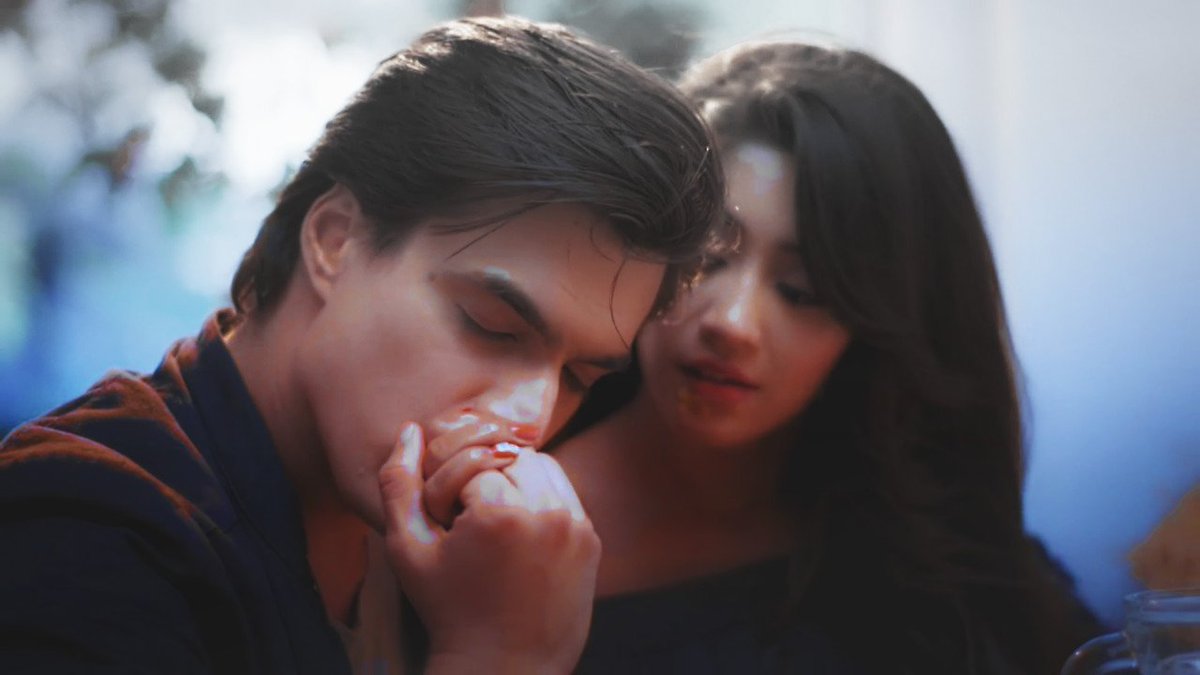 softkaira's tweet photo. 𝘠𝘰𝘶 𝘢𝘳𝘦 𝘮𝘺 𝘴𝘸𝘦𝘦𝘵𝘦𝘴𝘵 𝘢𝘥𝘥𝘪𝘤𝘵𝘪𝘰𝘯....

#Yrkkh || #Kaira 
#Shivangijoshi || #MohsinKhan https://t.co/4BHY74lhb2