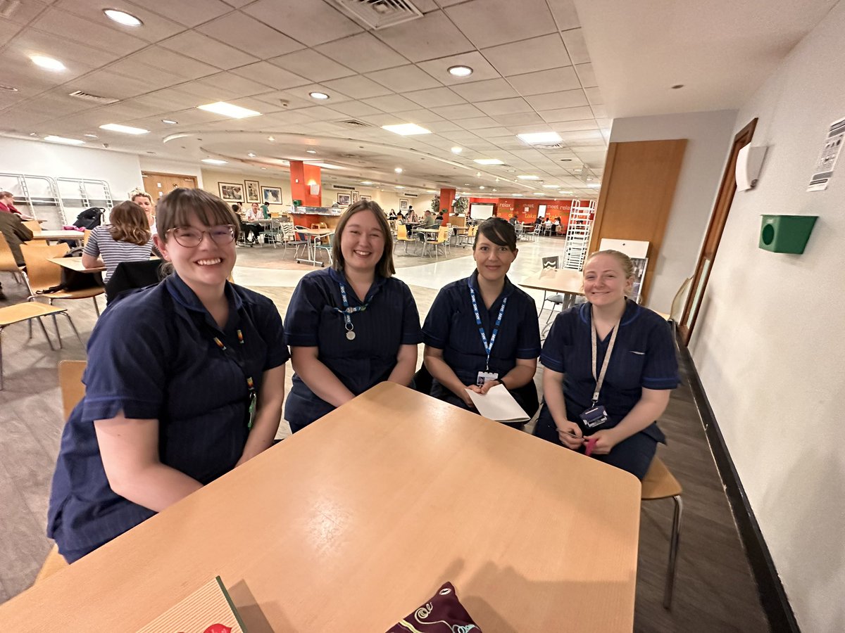 EleanorRobins16's tweet photo. Some of our wonderful Acute Oncology CNS’s on #NationalCancerCNSDay @TeamNUH @nottmhospitals this team provide care and support for some of our most complex and acutely Ill cancer patients who are admitted through emergency pathways. Thank you!! @cancer_east @MelvinWar2004 https://t.co/EOxVCVM6rB