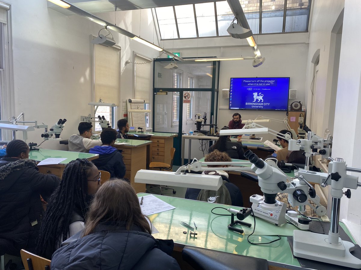 HHASixthForm tweet media