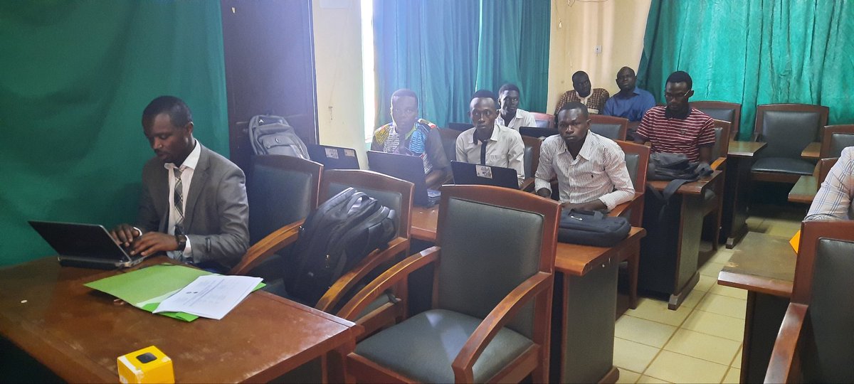 FSUnivNdere's tweet photo. cérémonie d'ouverture de la 7ème édition des doctoriales de l'unité de formation doctorales Mathématiques,  Informatique et Applications (UFD-MIAP) session 2023. https://t.co/ukZgkMPBNg
