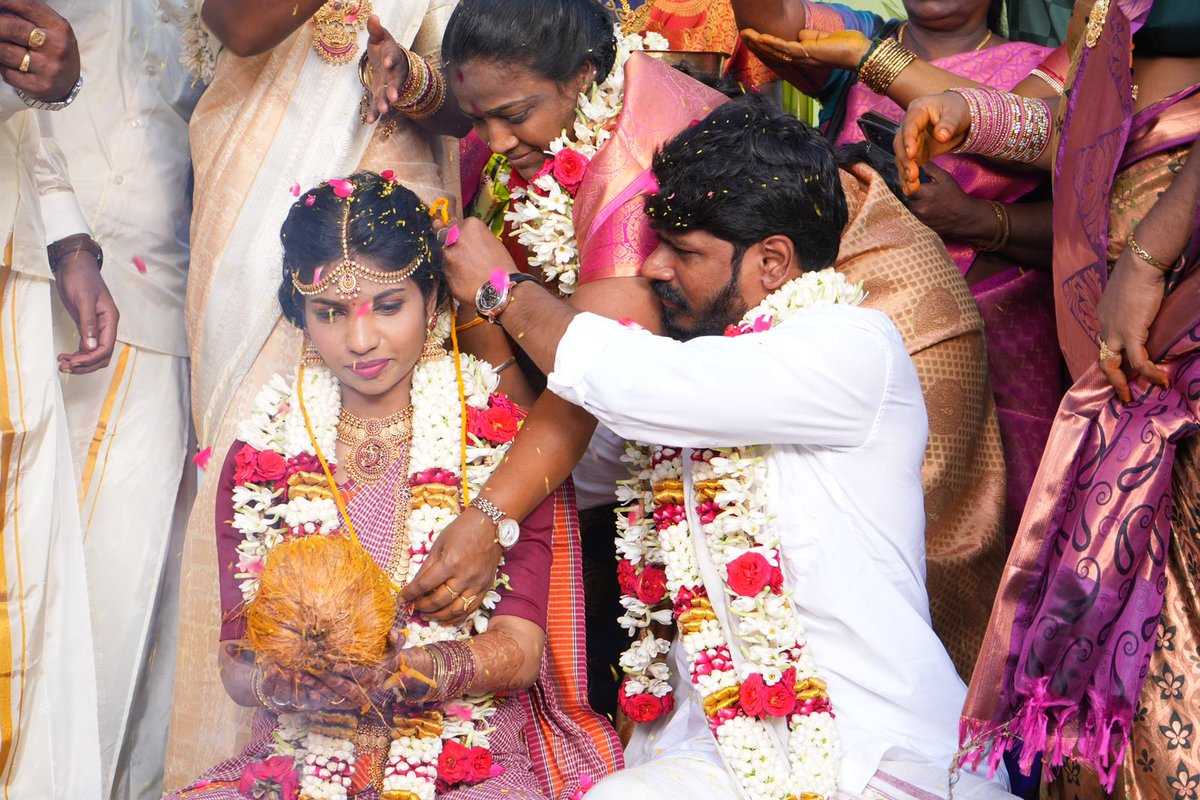 Vijay Sri G tweet media