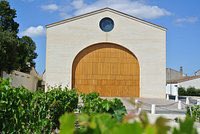 AnthonyRobineau's tweet photo. Drinking beautifully already, classic Mouton Rothschild… one of my favourite #enprimeurweek #bordeaux22 https://t.co/rLijYB2OwH
