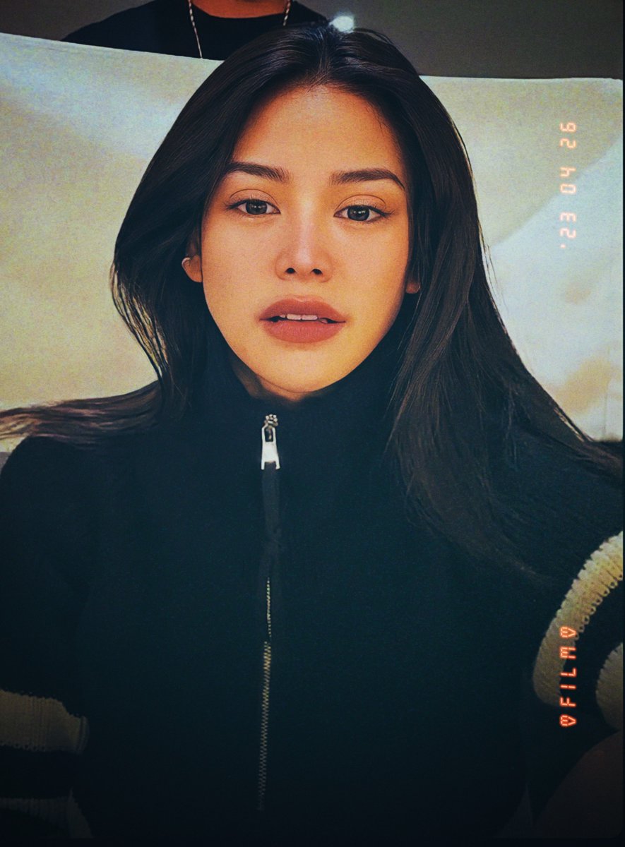 Jisoo&Engfa on Twitter "Engfa film camera style! อิงฟ้ามหาชน"