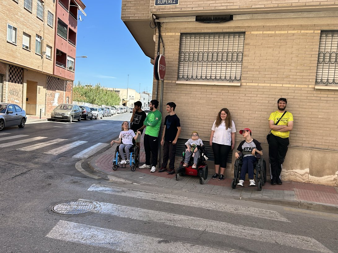 HeliosCansat's tweet photo. Probando comunicaciones
#cansat2023 @europeanspaceagency @eserospain #famdif @vrioeurope #cansat2023 @europeanspaceagency @eserospain #famdif
#vrioeurope https://t.co/FOANunyWLJ