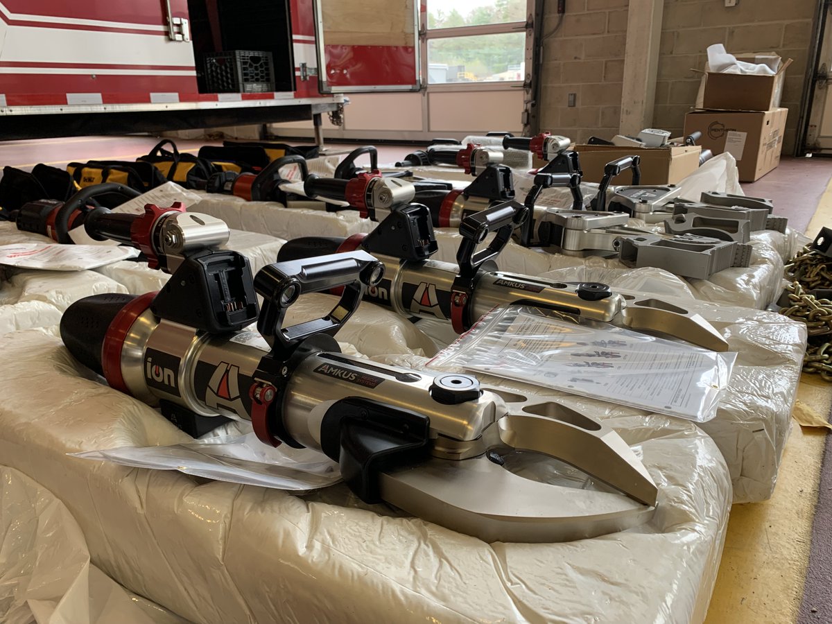 MassDFS's tweet image. #AutoEx: About $300k worth of cutters, spreaders, rams, and other tools were packed up and transported so each MFA campus has a full complement of equipment for recruit training. We can also deliver these training capabilities to local fire departments across the Commonwealth!