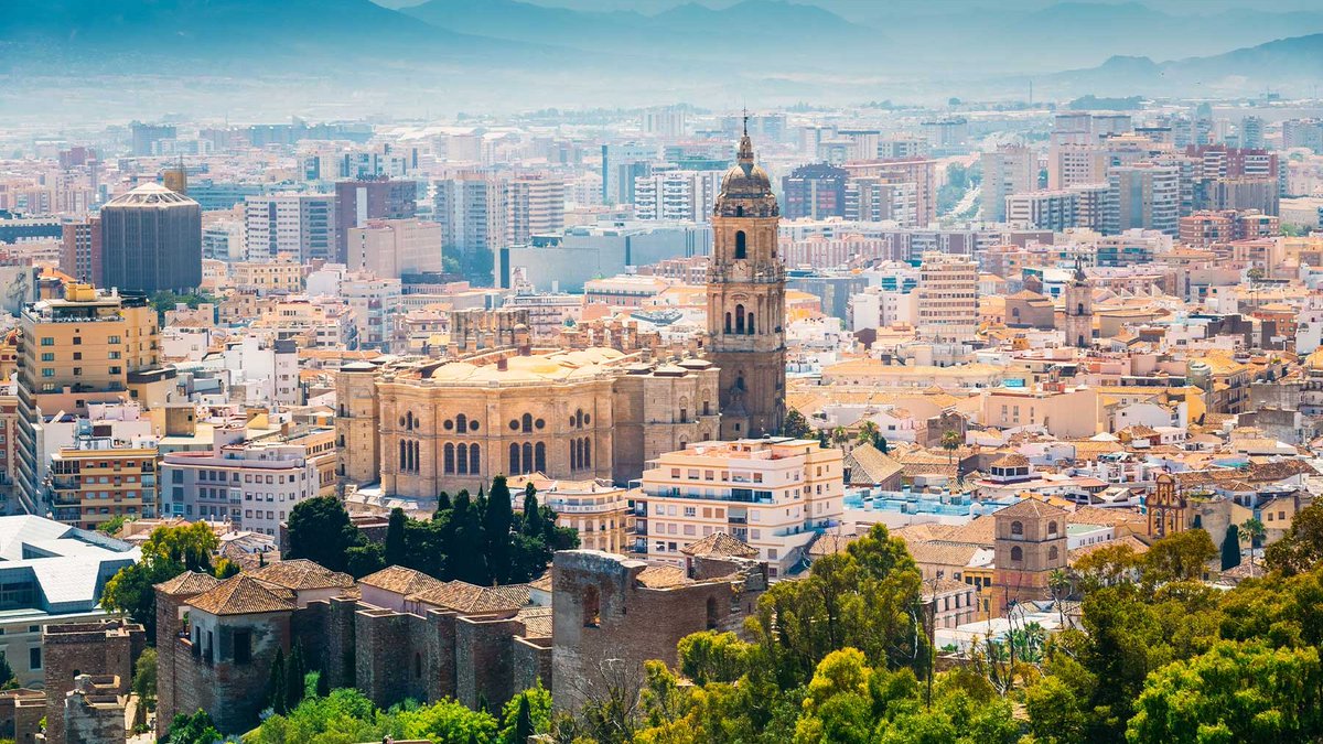 JaviMunoz_01's tweet photo. Lo de ser malagueño es una suerte inexplicable, está clarísimo. 😍 ¡Feliz día de la Provincia de Málaga! 💙🤍 https://t.co/KCTaRlINUS