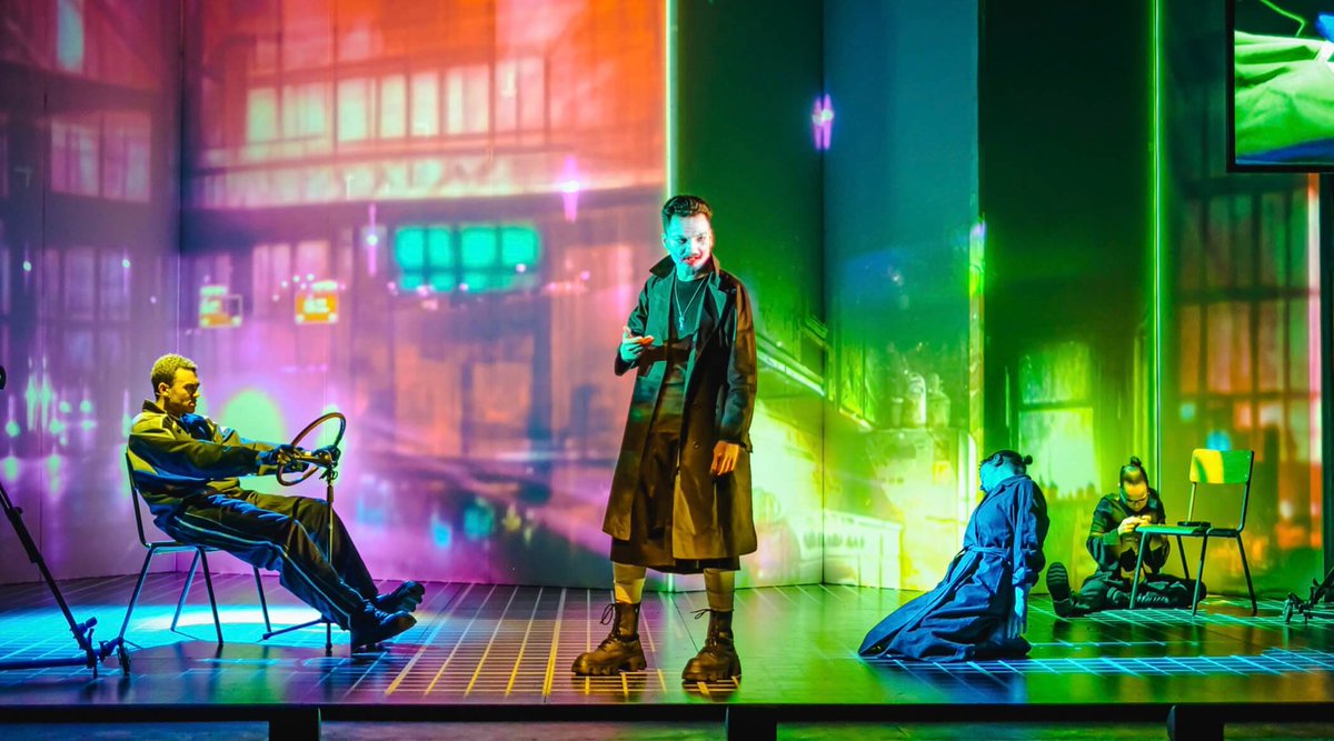 TheReviewsHub's tweet photo. #THEATRE #REVIEW: Macbeth by @ImitatingtheDog at @LivEveryPlay "adaption manages to create a Macbeth for the modern audience" ⭐️⭐️⭐️⭐️½ https://t.co/Q1ZDfsnYRm #Liverpool #Shakespeare https://t.co/ofC4BSRXkq