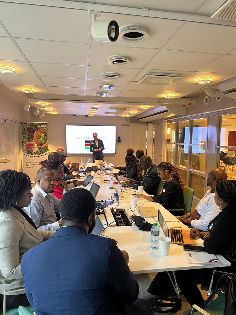 MakeItKenya's tweet photo. KENYA - SWEDEN TRADE RELATIONS

The Herbs, Tea and Nuts SMEs attended a training at the @sweboardoftrade Offices on tips and recommendations on how to enter the Swedish market, key mega trends in the food industry and how to prepare company and product pitches. The training was facilitated by Jenny Kopper and Lennart Wallander.

#ExportAgendaK