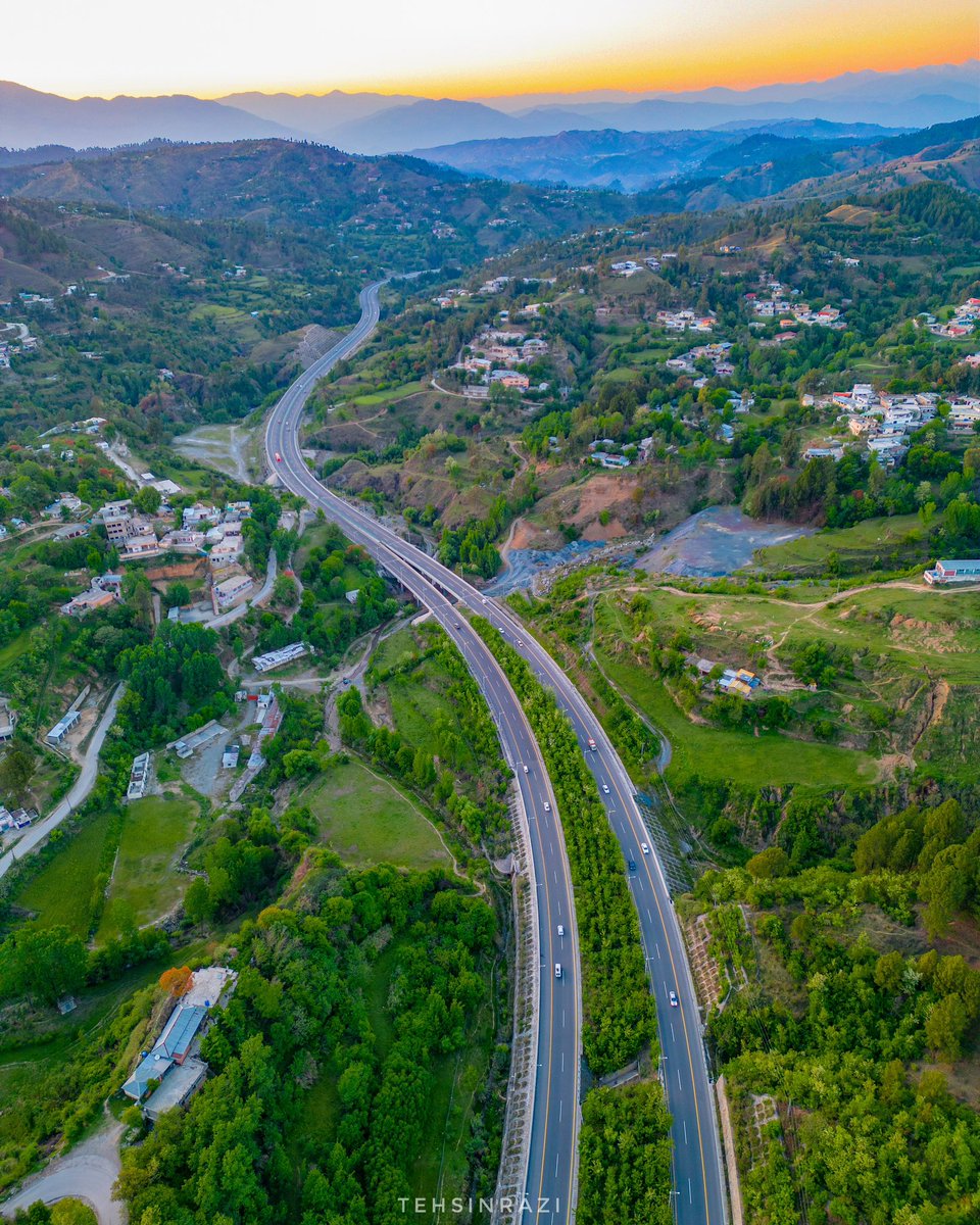 Tehsin Razi tweet media