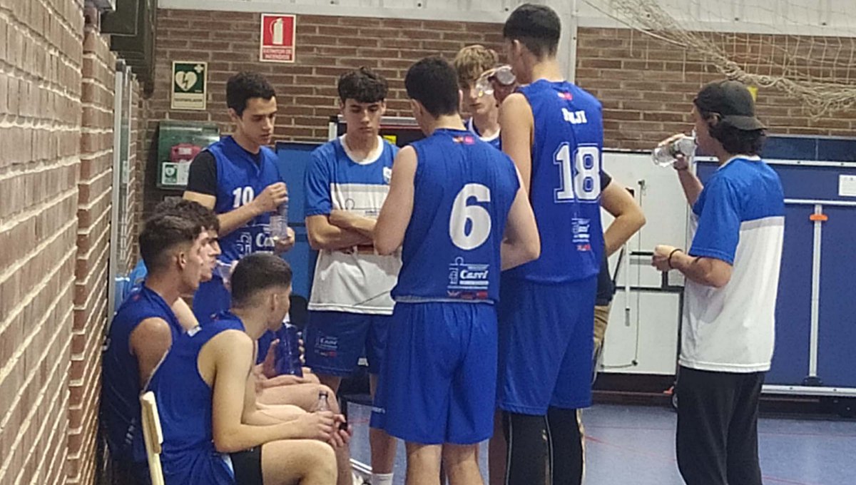 Casvi's tweet photo. 👍¡CLASIFICADOS PARA CUARTOS DE FINAL! El 1ª Autonómica del #clubbaloncestocasvi lo hizo en el tercer y decisivo partido, con una remontada épica y tras dos prórrogas ante el @BalsketAlameda.  El 7 de mayo, a las 20:00h, en nuestro Polideportivo, nos enfrentaremos al @cbalcorcon. https://t.co/AlijR4jsEm
