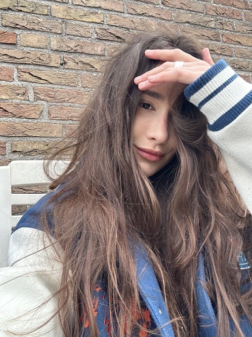 What&rsquo;s the first thing you notice about a woman? 🙋&zwj;♀️#sexymodel #sexy #onlyfansgirl #onlyfansbabe https://t<a href="/tag/sexy"class="tags"><span>#sexy</span></a><a href="/tag/sexymodel"class="tags"><span>#sexymodel</span></a><a href="/tag/onlyfansgirl"class="tags"><span>#onlyfansgirl</span></a><a href="/tag/onlyfansbabe"class="tags"><span>#onlyfansbabe</span></a>