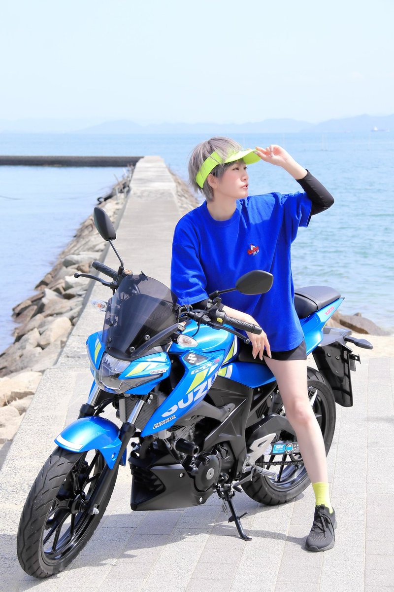 kiri_bike's tweet photo. 【バイク擬人化シリーズ】
第2弾はこちらの4台🤟
オーナーさんからイメージを聞き取り、擬人化をしてみました😋
ご協力下さったオーナーさんは⬇️に記載させていただいてます☺️

さぁ、皆さんの今回のお気に入りはどれですか！？ https://t.co/BRPrO9BE0H