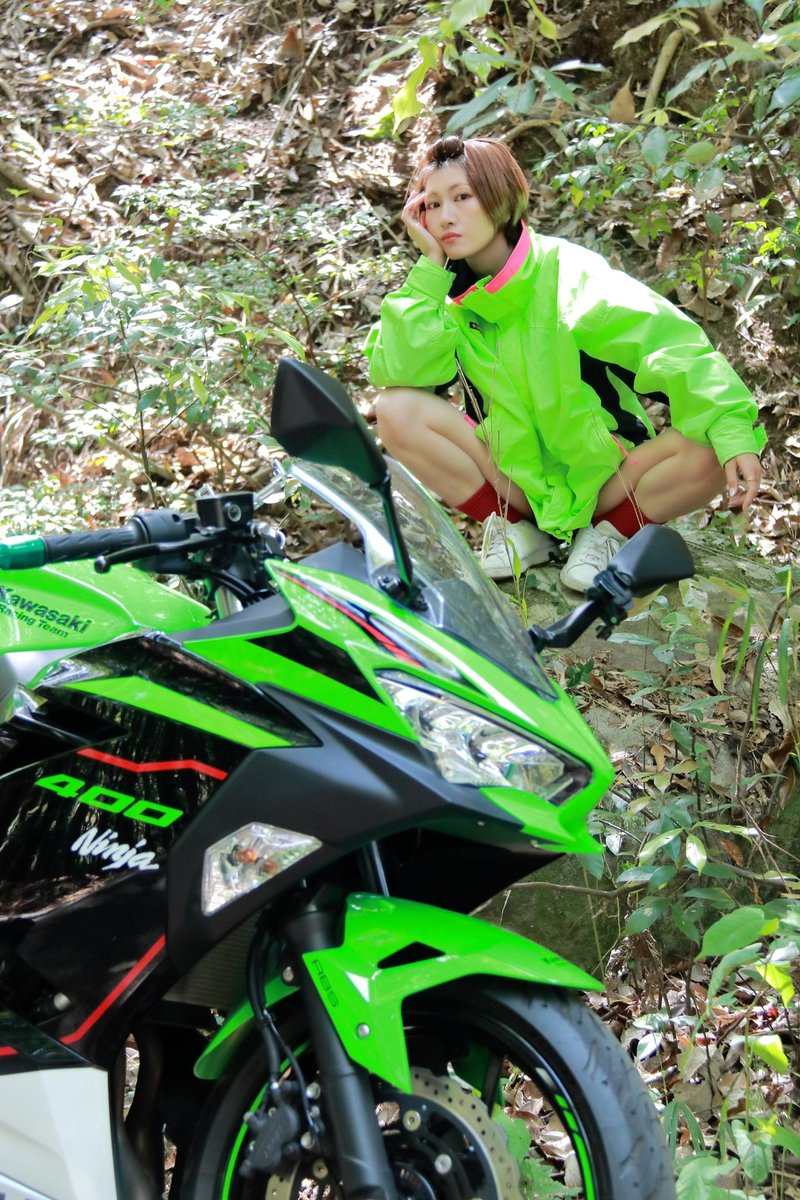kiri_bike's tweet photo. 【バイク擬人化シリーズ】
第2弾はこちらの4台🤟
オーナーさんからイメージを聞き取り、擬人化をしてみました😋
ご協力下さったオーナーさんは⬇️に記載させていただいてます☺️

さぁ、皆さんの今回のお気に入りはどれですか！？ https://t.co/BRPrO9BE0H