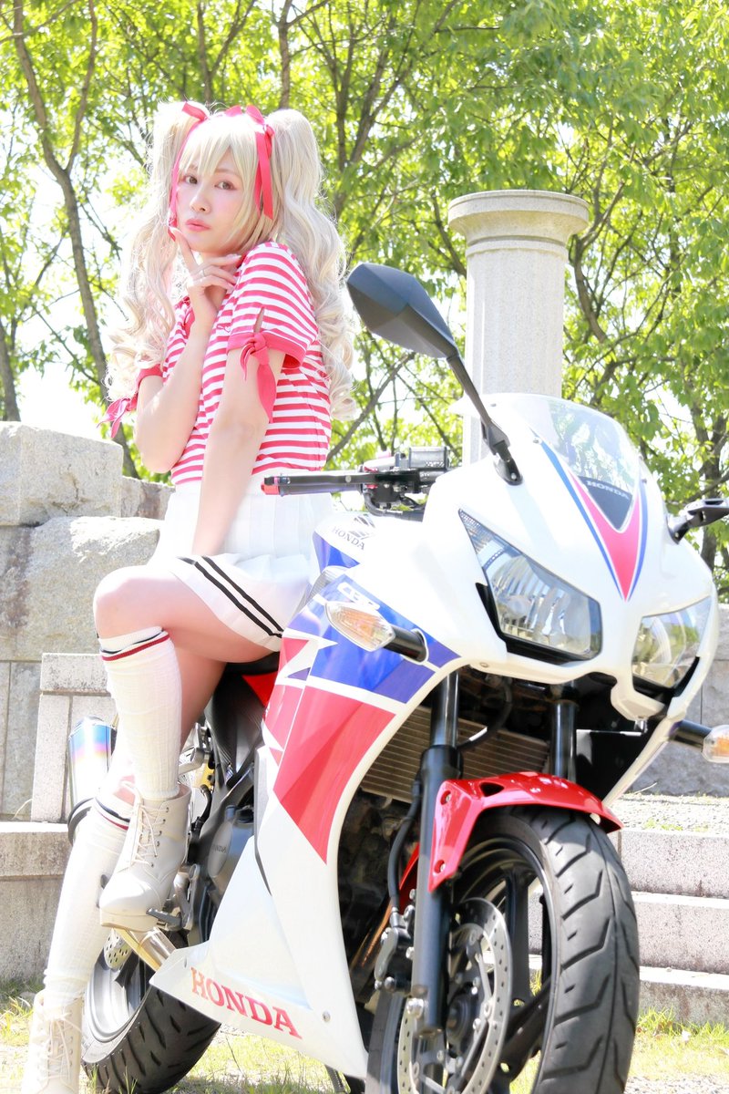 kiri_bike's tweet photo. 【バイク擬人化シリーズ】
第2弾はこちらの4台🤟
オーナーさんからイメージを聞き取り、擬人化をしてみました😋
ご協力下さったオーナーさんは⬇️に記載させていただいてます☺️

さぁ、皆さんの今回のお気に入りはどれですか！？ https://t.co/BRPrO9BE0H