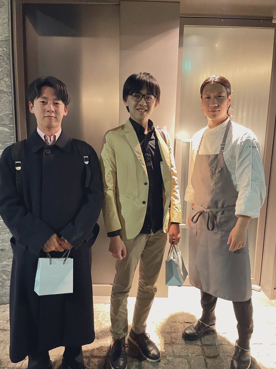 kazuopiano's tweet photo. 10万人祝いで、友人が城二郎(@chef_johjiro)さんのお店CIRPASに連れて行ってくれました!最高のひと時だった…。あとすごく勉強になった(OvO)
素晴らしい料理を提供してくださった城二郎シェフ、CIRPASの皆様、本当にありがとうございました!そしてお祝いしてくれた片岡くんマジでありがとう! https://t.co/OPWXDxbkLU