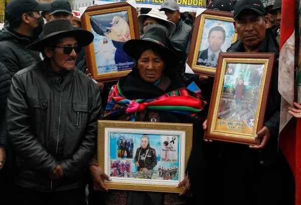 hrw's tweet photo. #Peru’s security forces killed some 49 people in their brutal crackdown on recent protests. 

What the country needs now is justice, says @astroehlein in his human rights newsletter today. 

Read the Daily Brief here: https://t.co/U8hZlEnLNt https://t.co/jzpNlXSBqg