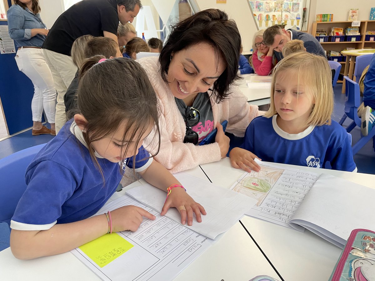 asvtweets's tweet photo. Recent activity in Grade 1: the Winter Learning Showcase! See how these classes delighted parents with a poetry slam and time to read students' poetry books. #ASVElementary #ASVCommunity #LearningActivities https://t.co/t8u1P2n0W2