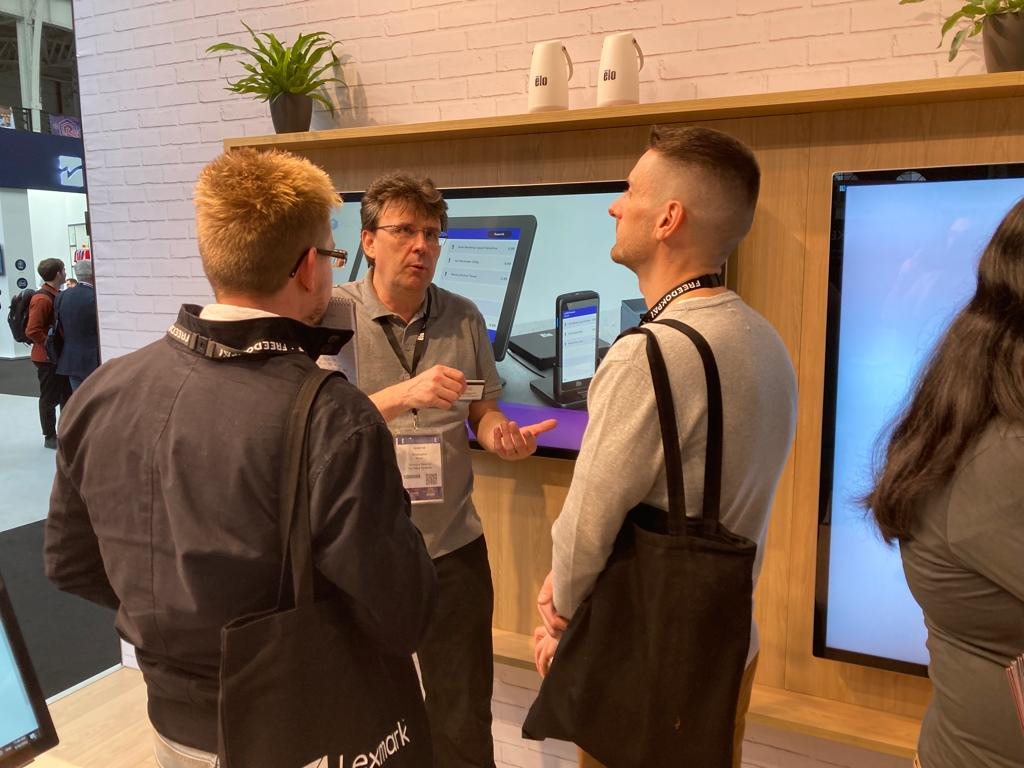 tagretailsys's tweet photo. TRS are glad to be at the Retail Technology Show showing how to make in-store refrigeration cheaper &amp; more efficient with LiveTemp, which:

* Saves hours in temp checking. 
* Cuts energy costs &amp; waste.
* Allows faster resolution.

Come see us at stand 5E25.

#retailtechnologyshow https://t.co/rPlMTwFYLg