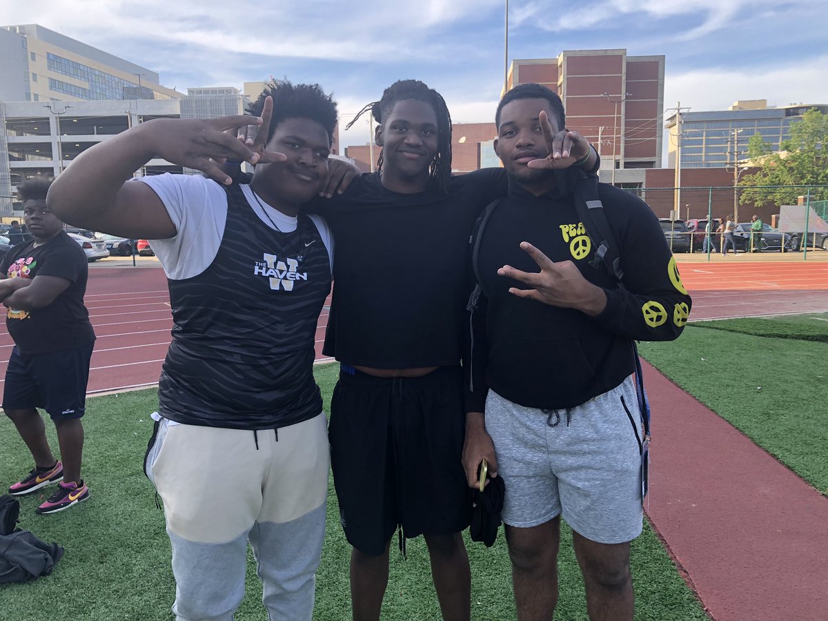 The big dogs from THE HAVEN go 1-2-3 in shot put at the MSCIAA Championship yesterday!! 

W for Amir and PRs for Rodney &amp; Mooney (who also won Discus)!!!

#RespectTheHaven