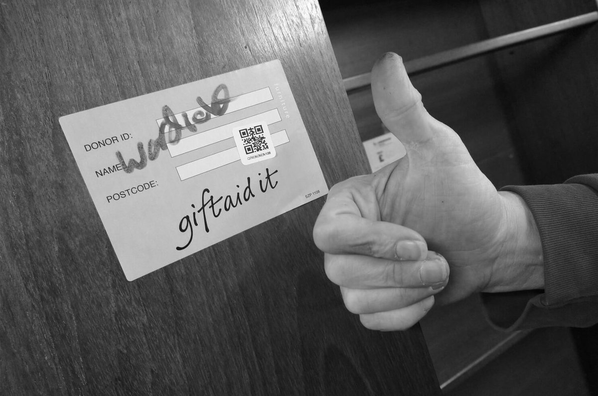 emmausmossley's tweet photo. Increase the impact of your furniture donations to Emmaus. 

When you book a collection with us, please opt-in to #GiftAid. It enables us to claim an extra 25% on its sale value. 

Find out more about the simple process 🔗 https://t.co/w81dnOMM78 https://t.co/ToiKqGjmA6
