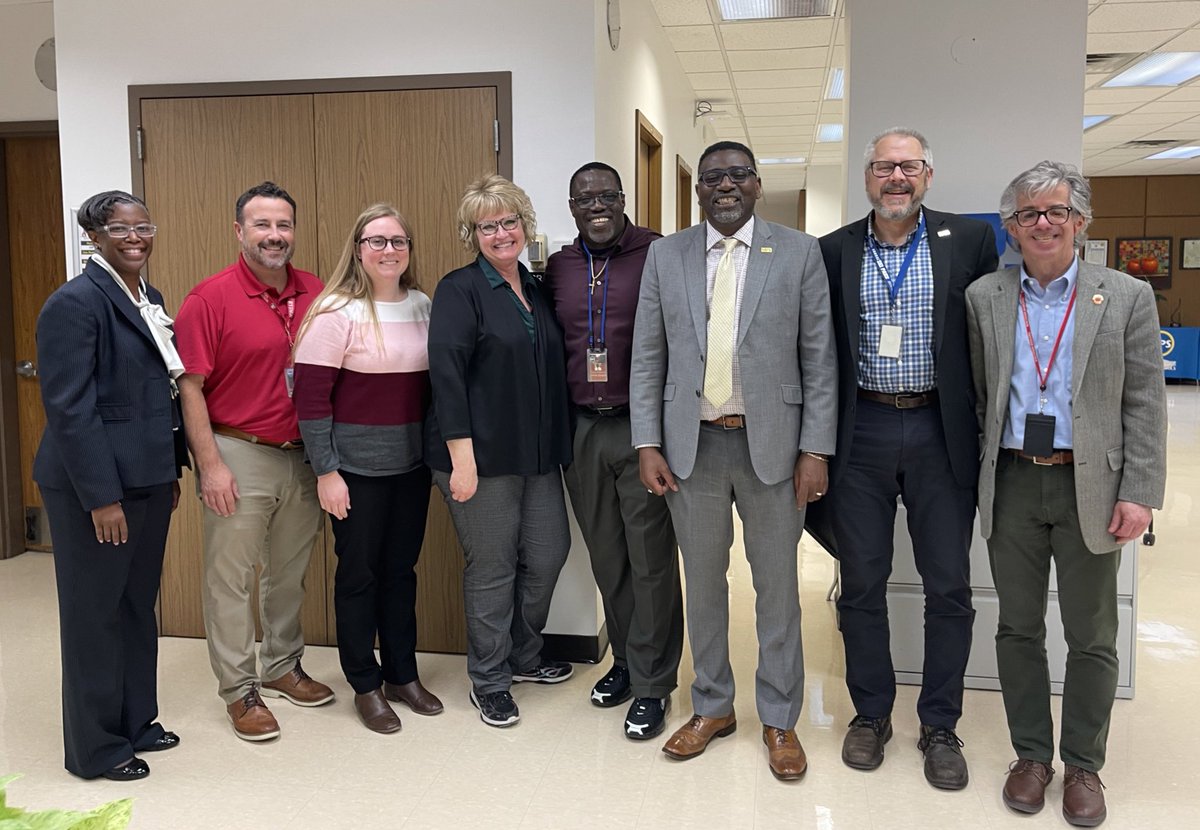 marcellakaye's tweet photo. It’s been an honor to be in Milwaukee this week, visiting NAF Academies, meeting with Supt. Posley and members of his team, and recognizing over 100 NAFTrack Certified students at the first MPS NAFTrack Senior Recognition! @NAFCareerAcads
#befutureready @MilwaukeeMPS https://t.co/b2SRpQGUr2