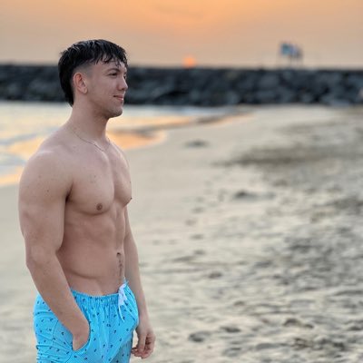 pasqvargas's tweet photo. #NewProfilePic https://t.co/BbZ4MddN66