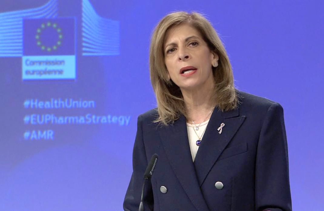 SKyriakidesEU's tweet photo. Today we present once in a generation proposals to ensure medicines are accessible, available and affordable at all times for 🇪🇺 citizens no matter where they live. 

A Single Market for medicines delivering for citizens and keeps our industry as a  🌎 leader.

#EUPharmaStrategy https://t.co/u5l5xRTtmT