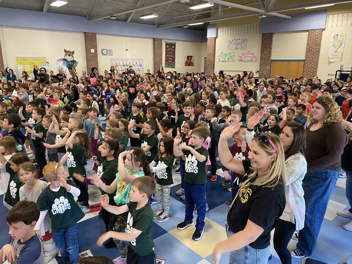 LongMeadowES's tweet photo. LMES students leading us in a dance at our school assembly! https://t.co/pHYh5I3AkS