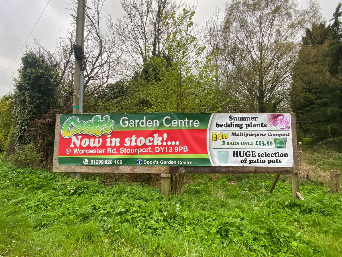 UniversalBanner's tweet image. Showcase your latest promotions with high impact PVC banners! Order online at universalbanners.co.uk #bannerprinting #events #banners #printing #gardencenter #offers #WorcestershireHour