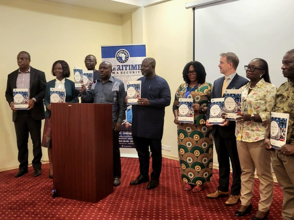 The publication on 'Taking Stock: Assessment of Online Transparency of Ghana's Fisheries Management Information has officially been launched.
@CEMLAWS_Africa  @FisheriesTI  @BloombergDotOrg 
#ReportLaunch #MaritimeDigestGh #FisheriesManagement #Information #Transparancy