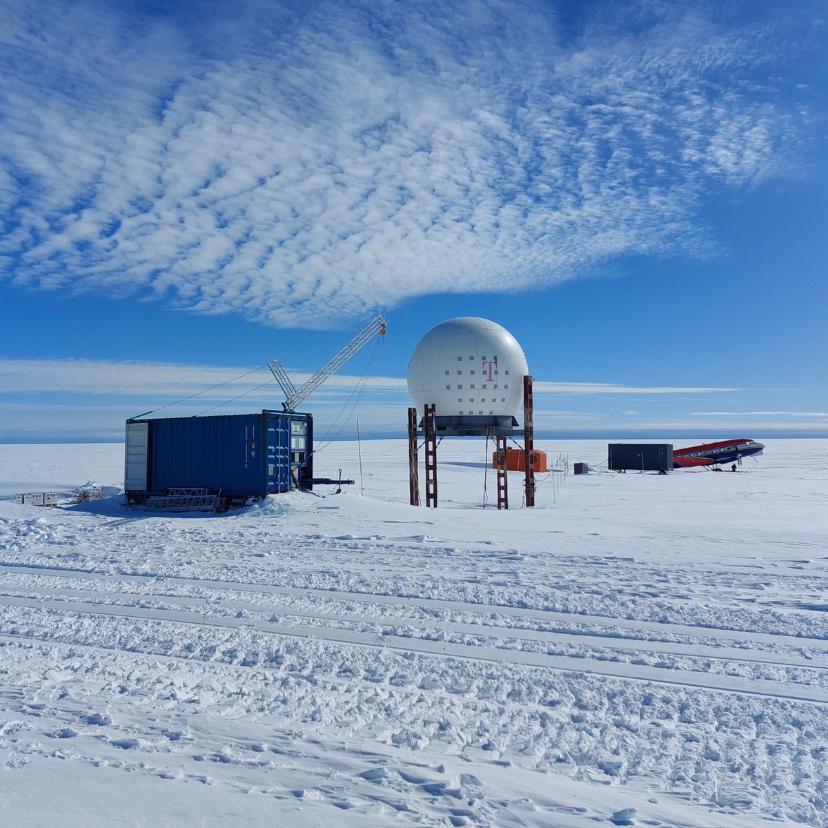 RWTHInnovation's tweet photo. On #WorldIPDay, we want to celebrate the motor of our innovation flywheel: our inventors and their avant-garde #RWTHIP | We take a look at the IP numbers for 2022 & the recent TRIPLE-IceCraft expedition to #Antarctica.
Read the full story here: https://t.co/OZQyStFaHv
#ESCNRW https://t.co/tf6eBAHoYL