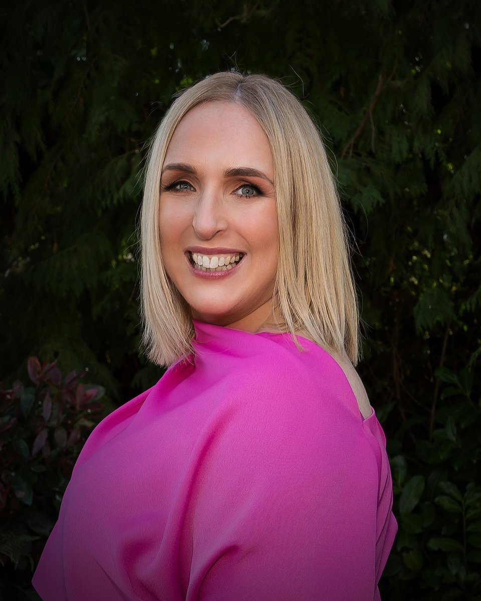 costasystemsltd's tweet photo. Massive Congratulations to our long-standing customer Lorraine Heskin CEO at Gourmet Food Parlour on being shortlisted for the EY Entrepreneur of the year. 👏👏💪💪 https://t.co/66RJaRym0W