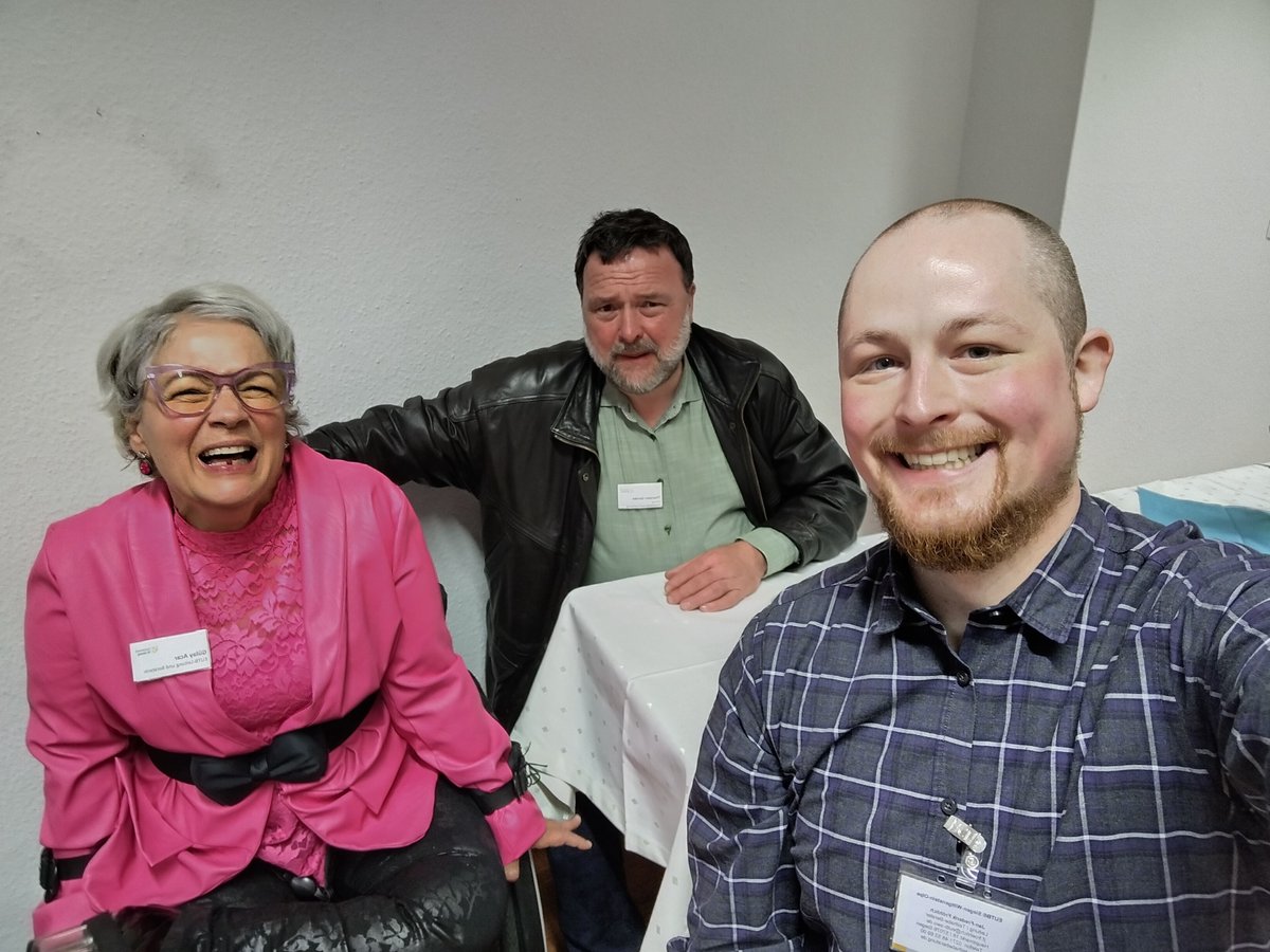 Networking der #EUTB #Siegen #Olpe #Gelsenkirchen #Herne. Wozu doch alles eine Einweihungsfeier nützlich ist 😀