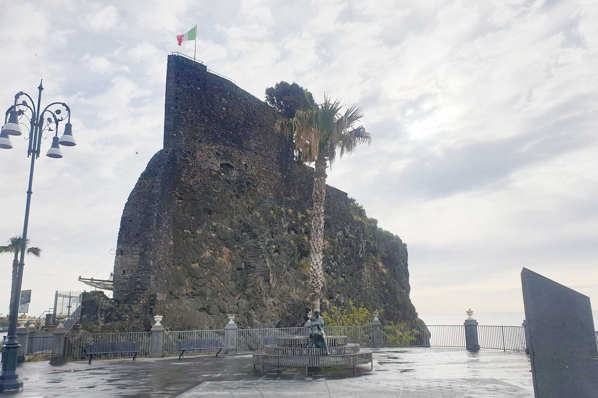 unict_it's tweet photo. #ricerca Un ‘virtual tour’ per il #Castello d’Aci
Sarà realizzato nell’ambito del #progetto “Samothrace”, l’#ecosistema dell’#innovazione finanziato nell’ambito del #Pnrr
Leggi su #UnictMagazine di #Unict
https://t.co/ucSmXsa5IA https://t.co/djxjBeP3fD