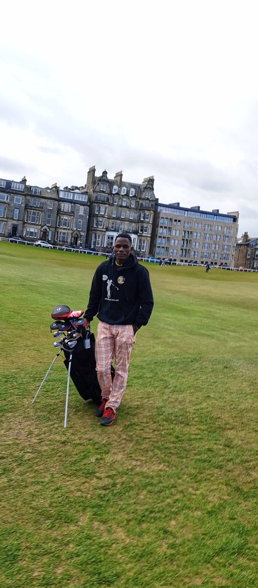 Getting ready to tee off at the old course ⛳#Homeofgolf